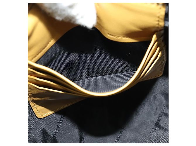 Borsa a spalla in pelle Burberry con catena oro giallo Auth bs29330 D'oro - vista 20