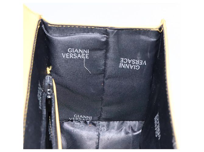 Borsa a mano Gianni Versace in pelle giallo oro Auth BA5349 D'oro - vista 20