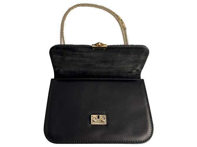 Valentino Garavani Borsa a spalla grande in pelle di vitello ricamata Rockstud Glam lock nera Nero - vista 10