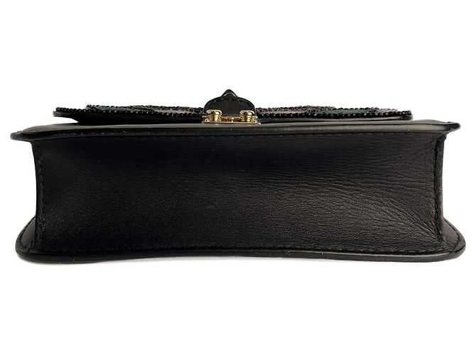 Valentino Garavani Borsa a spalla grande in pelle di vitello ricamata Rockstud Glam lock nera Nero - vista 9