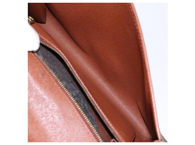 LOUIS VUITTON Borsa a Spalla Monogram Bordeaux 27 M51797 LV Auth ep10764 Monogramma - vista 10