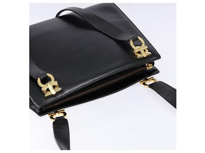 Borsa a Spalla Gancini in Pelle Nera e Oro Salvatore Ferragamo Auth 140104 Nero D'oro - vista 6