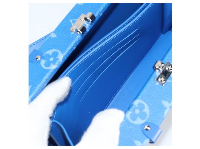 LOUIS VUITTON Monogram Clouds Trunk Clutch Blu Bianco M20403 Auth 140899SM - vista 22