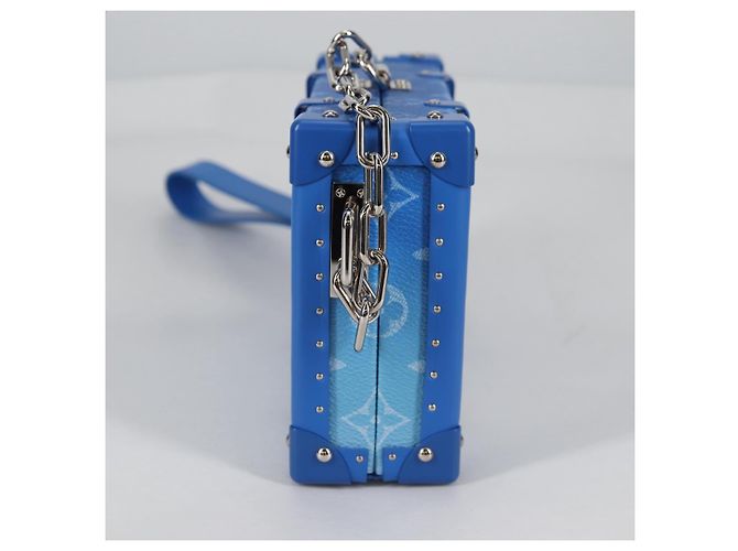 LOUIS VUITTON Monogram Clouds Trunk Clutch Blu Bianco M20403 Auth 140899SM - vista 3