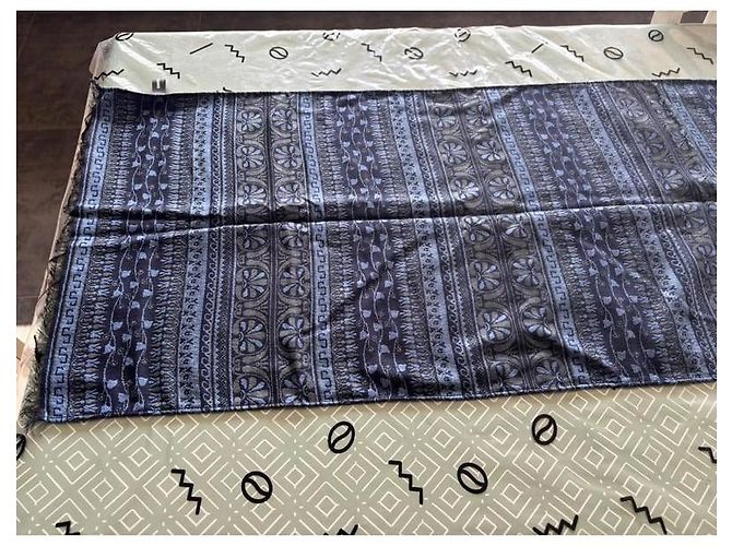 Autre Marque Sciarpa BROCHIER SOIERIE 1890 in Seta e Lana Blu Navy - vista 3