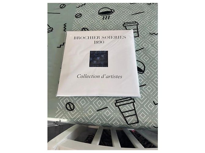 Autre Marque Sciarpa BROCHIER SOIERIE 1890 in Seta e Lana Blu Navy - vista 5