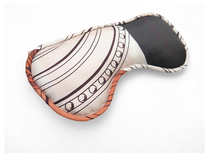 Hermès NEW HERMES GRAND TRALALA NIGHT TRAVEL MASK SILK BOX BAG SLEEPING MASK Multiple colors - view 3