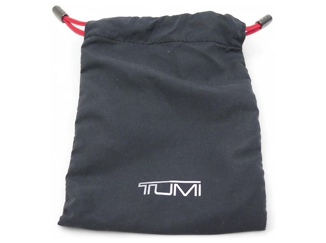 SET COQUE TUMI PER IPHONE PRO 15 + CASE IN CUOIO AIRPODS PRO 150904-T053 NERO - vista 14