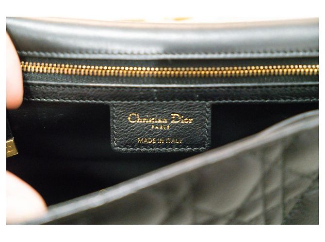 Christian Dior Borsa a Spalla Caro in Pelle Trapuntata Nera Nero - vista 7