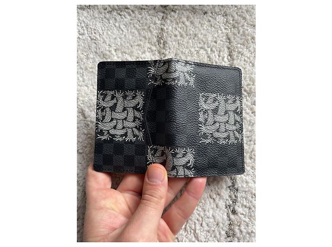 Louis Vuitton LV Nemeth Pocket Organizer Grey - view 4