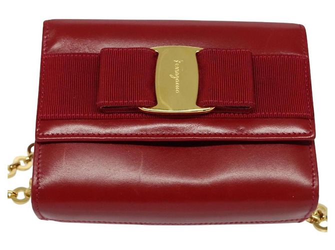 Mini borsa a spalla Vala Chain in pelle rossa e oro Auth 140616 di Salvatore Ferragamo Rosso D'oro - vista 13