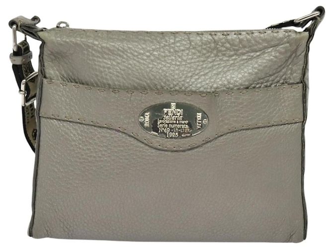Fendi Borsa a Spalla Celeria in Pelle Argento Auth BA5363 - vista 13