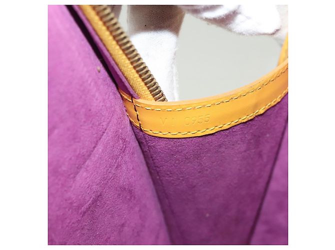 LOUIS VUITTON Sac à épaule Epi Lussac Jaune M52289 LV Auth 139926 - vue 12