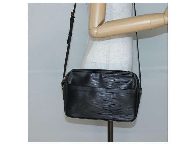 LOUIS VUITTON Borsa a Spalla Epi Trocadero 27 Nera M52312 LV Auth 142172 Nero - vista 22