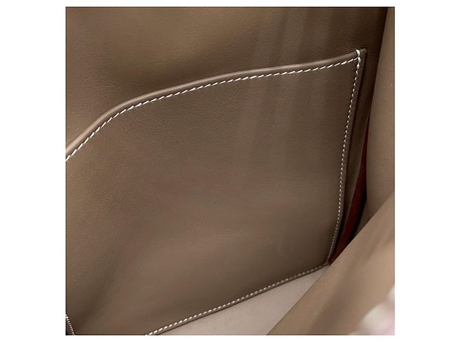 Hermès Borsa a corpo Hermes Kelly Akkad PM Taupe - vista 9