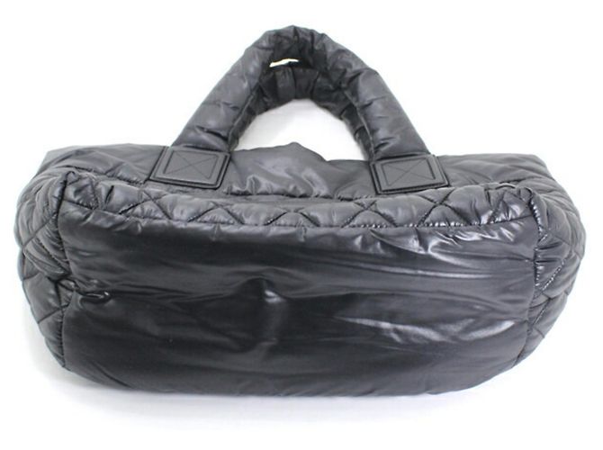 Borsa Tote Piccola Coco Cocoon PM di Chanel Nero Bordò - vista 7