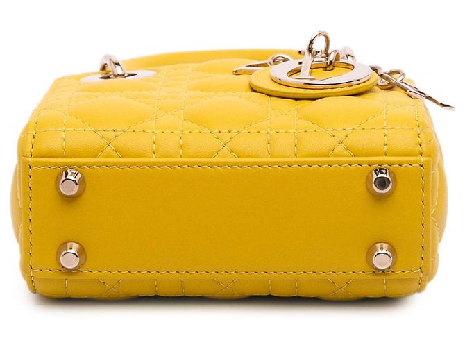 Dior Amarillo Micro Piel de Cordero Cannage Lady Dior Mostaza - vista 3