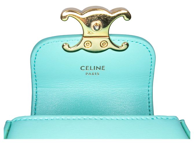 Céline Custodia per AirPods Triomphe in pelle blu Celine con tracolla Turchese - vista 5