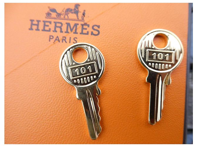 nuovo lucchetto Hermès dorato per borse Hermès Kelly, Birkin, ecc... Gold hardware - vista 7