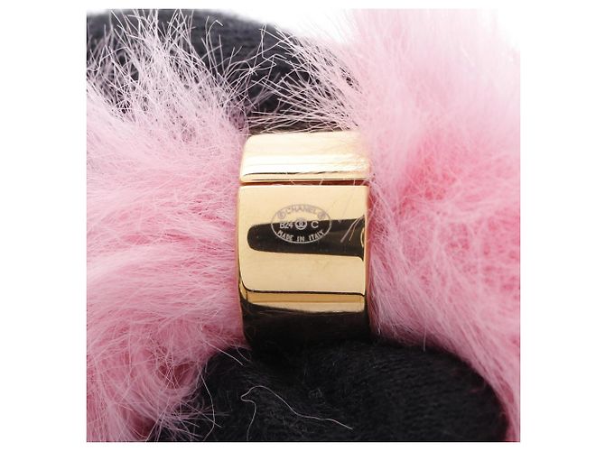 Scrunchie in pelliccia rosa Chanel - vista 3