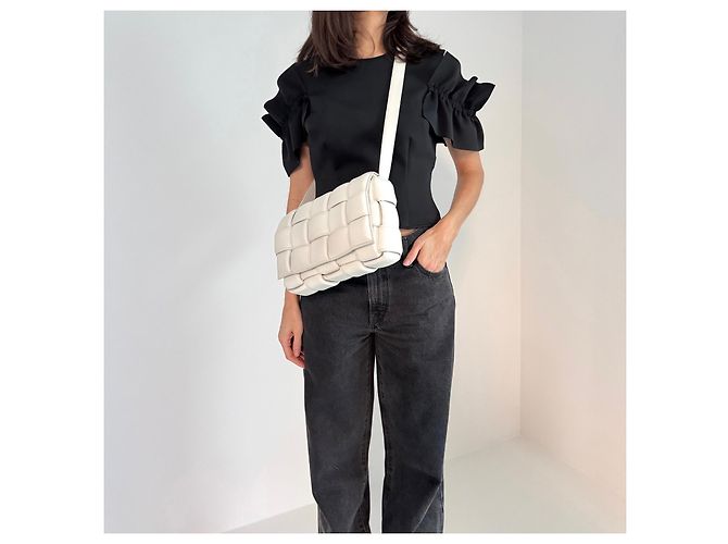 Borsa Bottega Veneta Padded Cassette in pelle bianca Bianco - vista 2