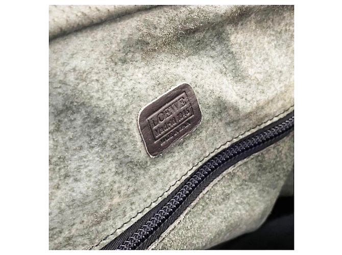 Sac à main Loewe Amazona 40 en cuir noir - vue 10