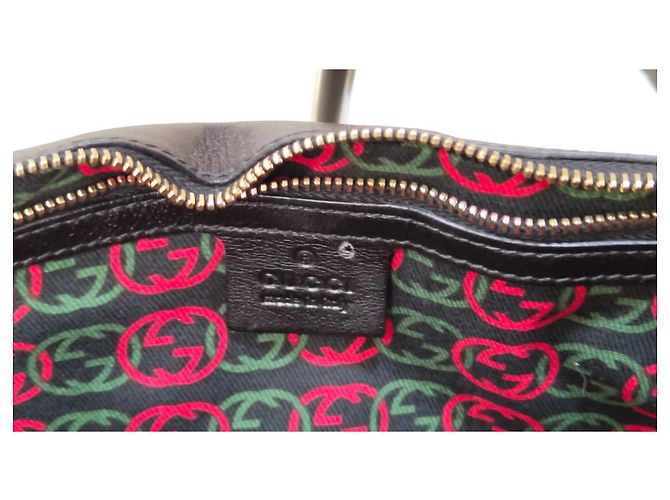 Borsa a tracolla Gucci GG in pelle nera Nero - vista 5