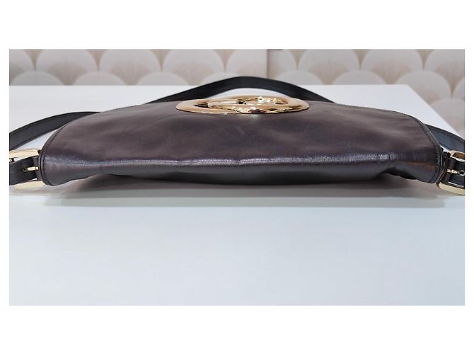 Borsa a tracolla Gucci GG in pelle nera Nero - vista 8