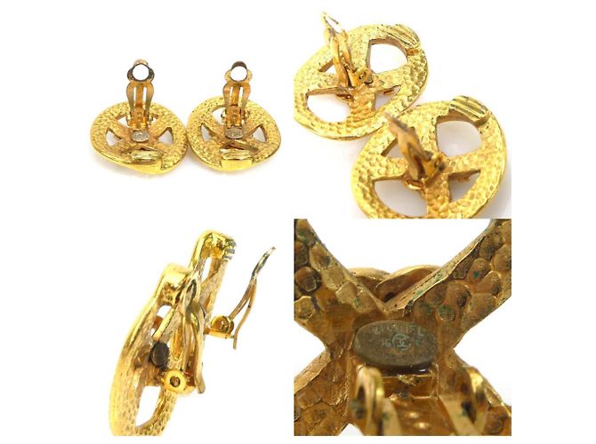 Orecchini a clip in metallo dorato Chanel Coco Mark D'oro - vista 5