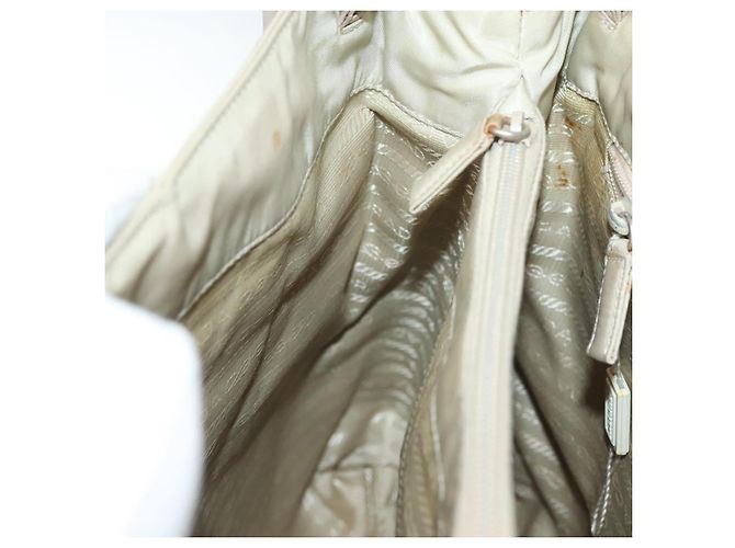 Borsa a Spalla Prada Nylon Beige Auth 134987 - vista 22