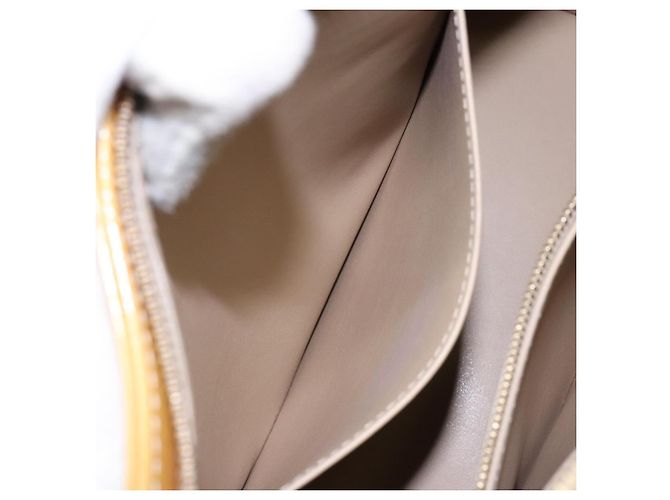 LOUIS VUITTON Bolso de Mano Monogram Vernis Houston Beige M91004 LV Auth BA5330 - vista 23