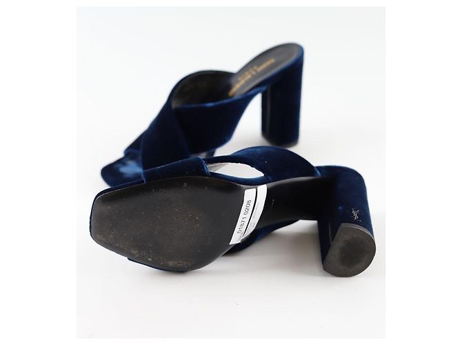 Saint Laurent Mule in velluto blu - vista 6