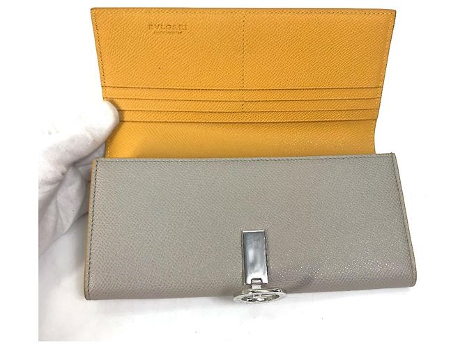 Bulgari Billetera bi-fold de cuero gris y amarillo Bvlgari Castaño - vista 12