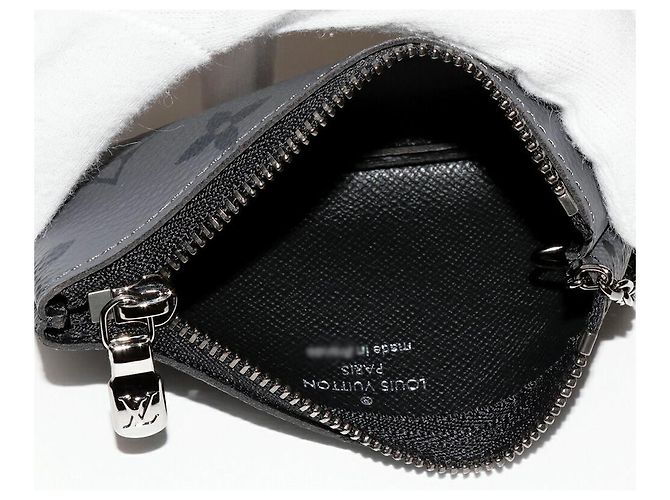 Pochette Clé 2way Monogram Eclipse Reverse Louis Vuitton M80905 Negro - vista 3