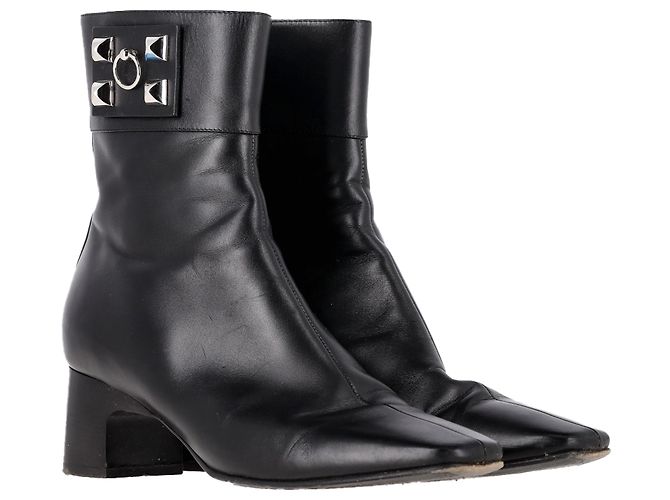Hermès Decouverte 50 Ankle Boots in Black Leather - view 4