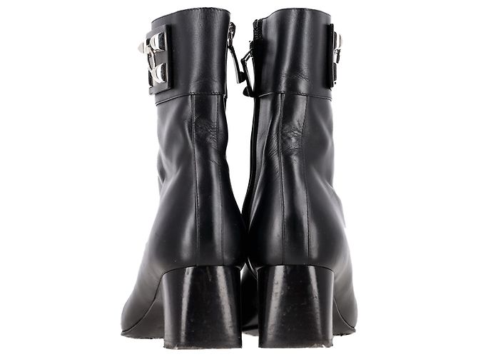 Hermès Decouverte 50 Ankle Boots in Black Leather - view 5