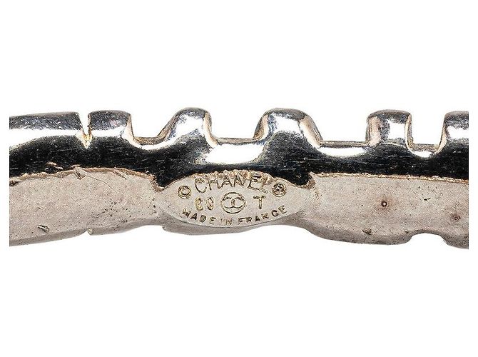 Timeless Pulseira de metal com o logotipo Coco da Chanel Prata Metálico - vista 5