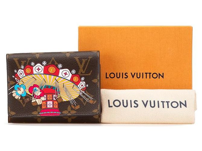 Portafoglio tri-fold Victorine Vivienne Monogram Louis Vuitton Marrone - vista 9