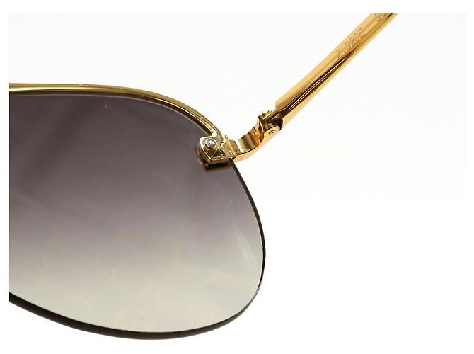 Louis Vuitton Clockwise Monogram Sunglasses Golden Metallic - view 8