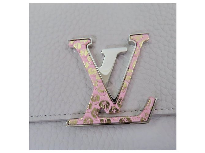 Louis Vuitton Portefeuille Capucines LV Python Leather Wallet Grey - view 7