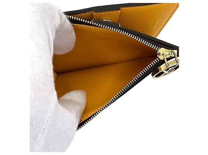 Slender Carteira Compacta Monogram Lisa da Louis Vuitton Marrom - vista 5