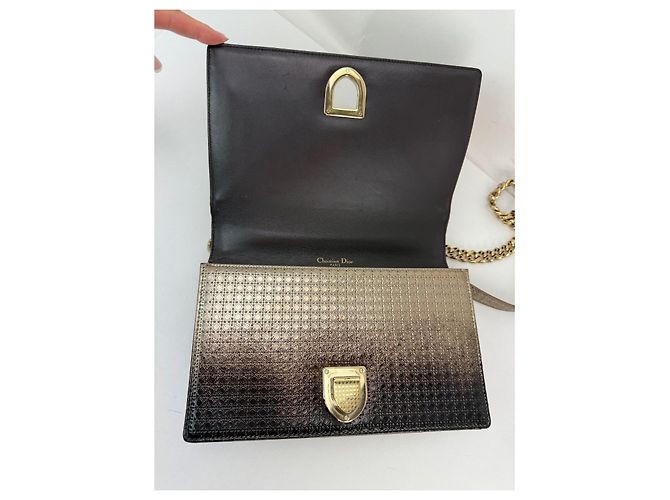 Borsa a tracolla in pelle di vitello goffrata Cannage Ombre Diorama Christian Dior Marrone - vista 9