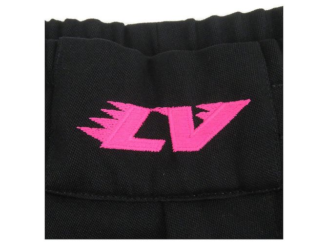 Bermuda de basquete bordado com o logo LV Louis Vuitton Preto - vista 5