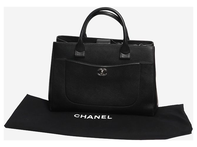 Chanel Schwarze Neo Executive Shopper-Tasche 2017 - Ansicht 12