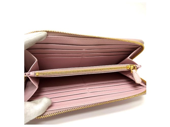 Cartera larga de cuero Saffiano rosa Prada - vista 9