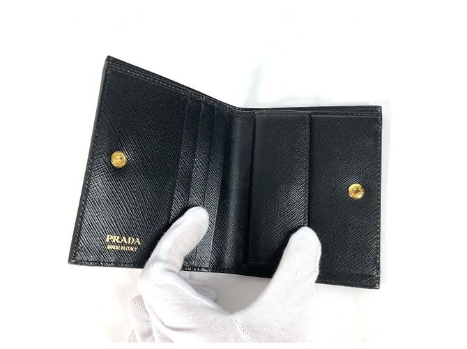 Prada 1MV204 Kompaktgeldbörse mit Allover-Logo Schwarz Weiß - Ansicht 10