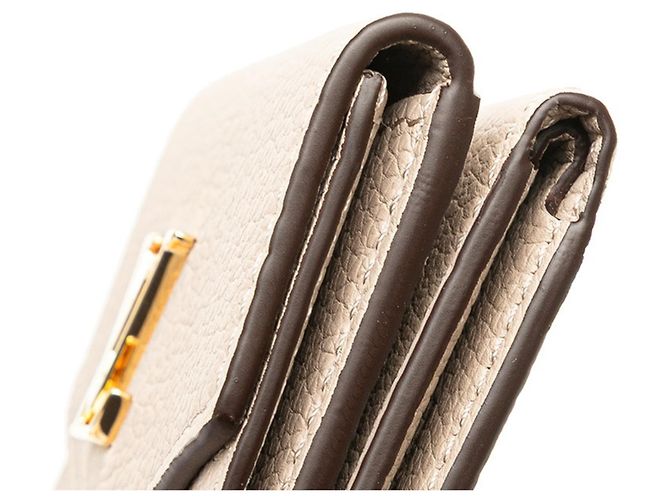 Cartera Lock Mini Tri-fold Louis Vuitton Gris - vista 7