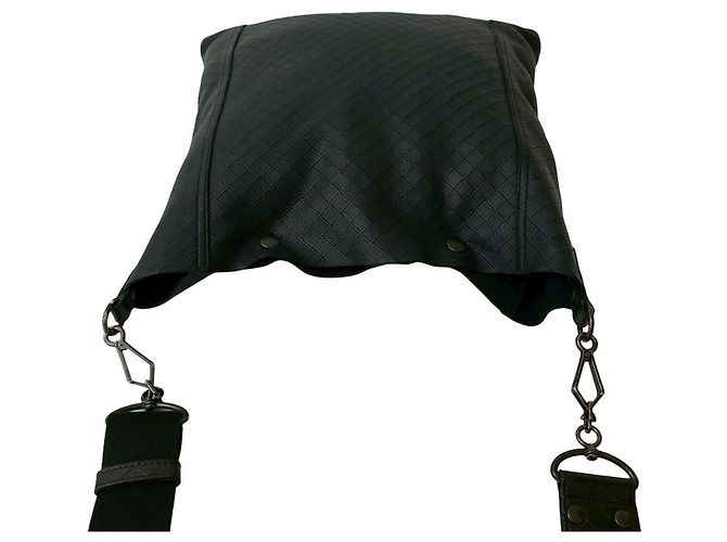 Borsa a Spalla in Pelle Intrecciato di Bottega Veneta Nero - vista 4