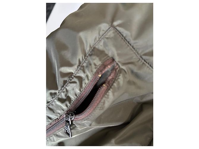 Prada beige down jacket parka with removable fur collar - view 11