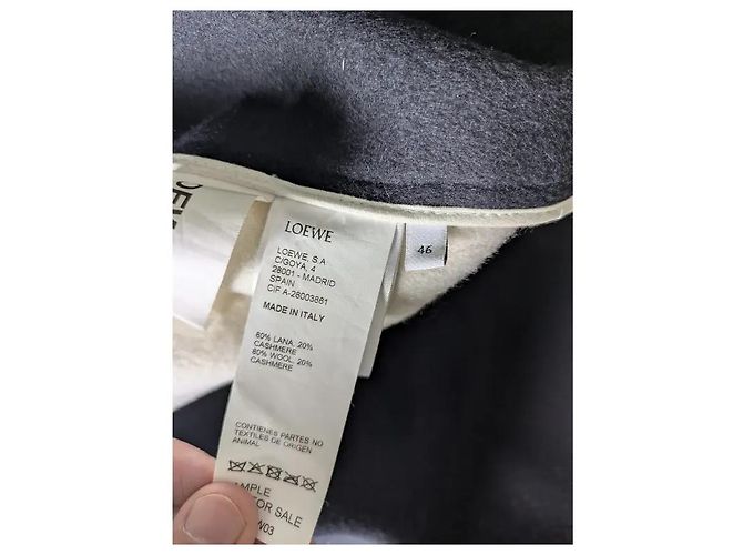 Abrigo Loewe blanco de lana y cachemira con cuello azul marino - vista 5